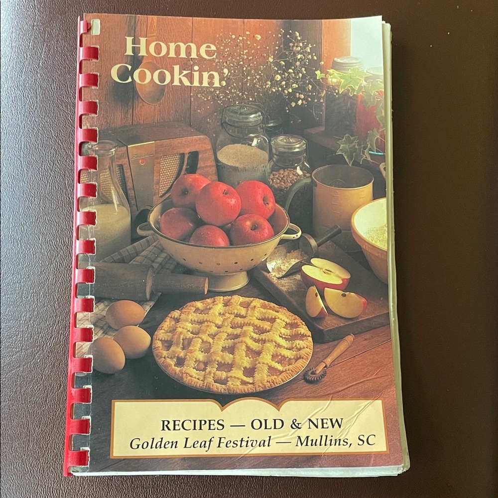 VTG Home Cookin' Recipes — Golden Leaf Festival Cookbook (Red Cover)